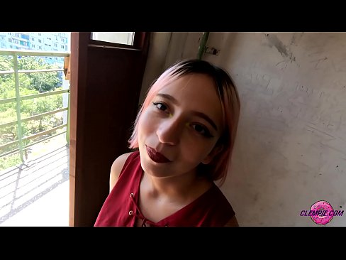 ❤️ O studentă senzuală o suge unui străin în Outback - Ejaculează pe fața lui ️❌  at us ️❤